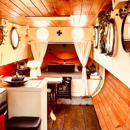 Tres Jolie Peniche A Louer Botel